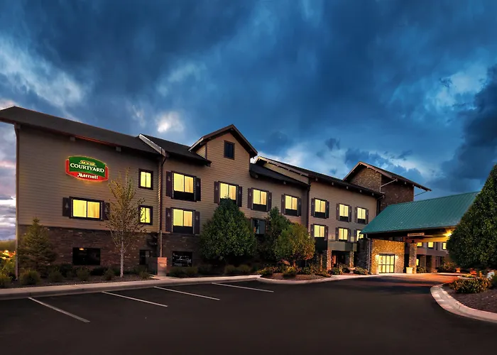 Courtyard By Marriott Flagstaff