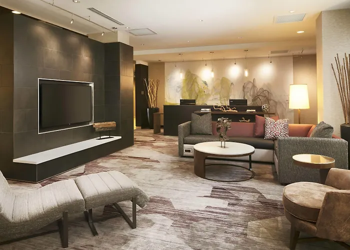 Courtyard By Marriott Indianapolis Downtown