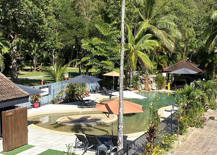 Lychee Tree Holiday Apartments