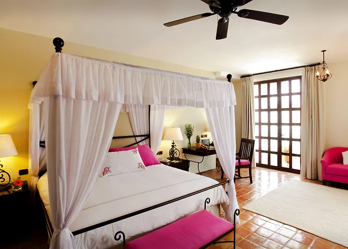 Guaycura Boutique Hotel, Beach Club & Spa