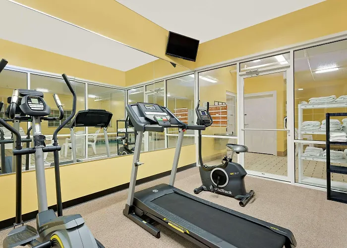 Microtel Inn & Suites By Wyndham Princeton