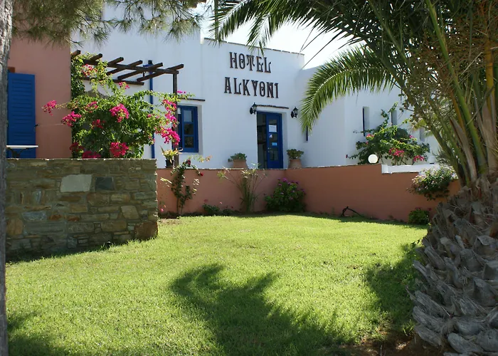 Alkyoni Beach Hotel