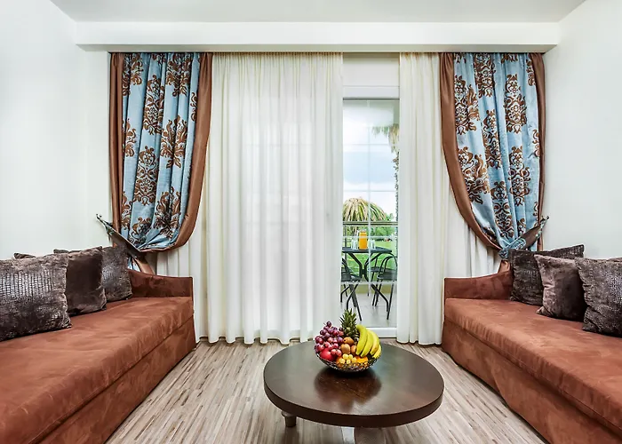 Elinotel Apolamare Hotel