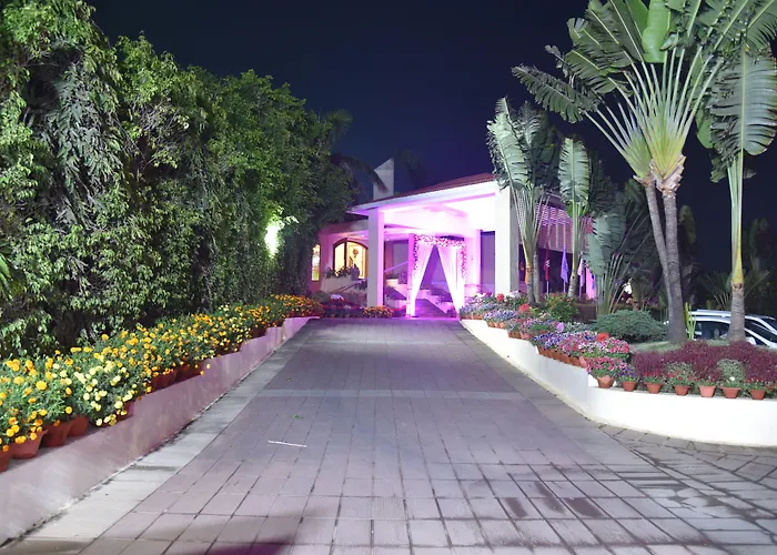 The Hans Coco Palm Beachfront Resort