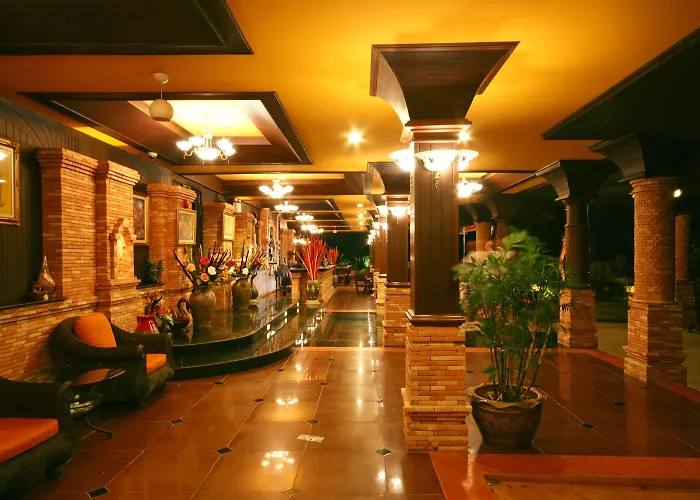 Sea Breeze Resort - Sha Plus