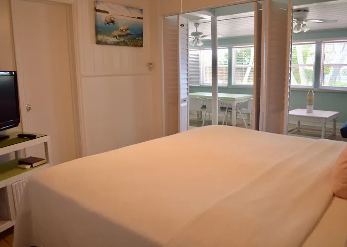 Drop Anchor Resort & Marina