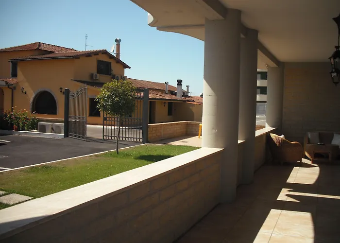 B&B HOTEL Pomezia Cortese