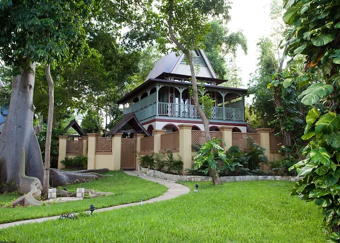 Hermosa Cove Villa Resort & Suites