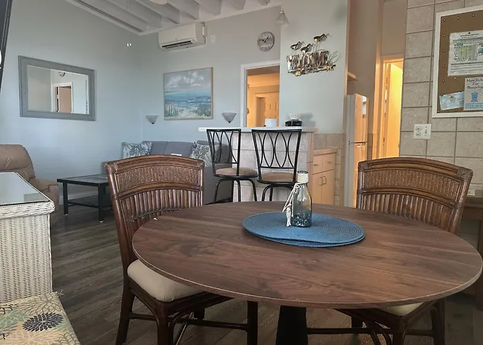 Windjammer Resort And Beach Club