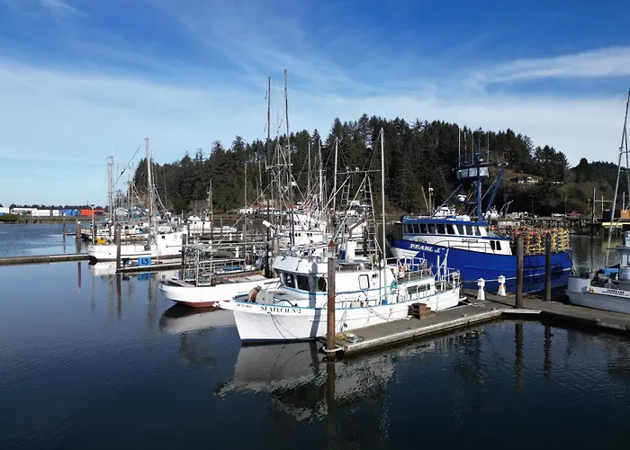 Winchester Bay Inn