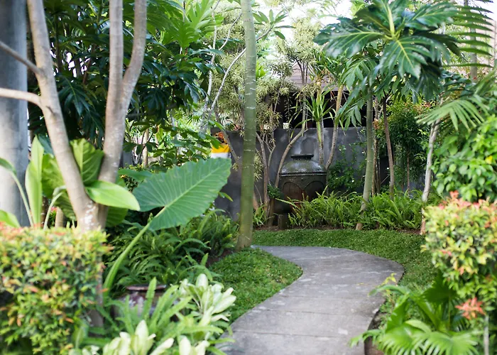 The Astari Villa And Residence