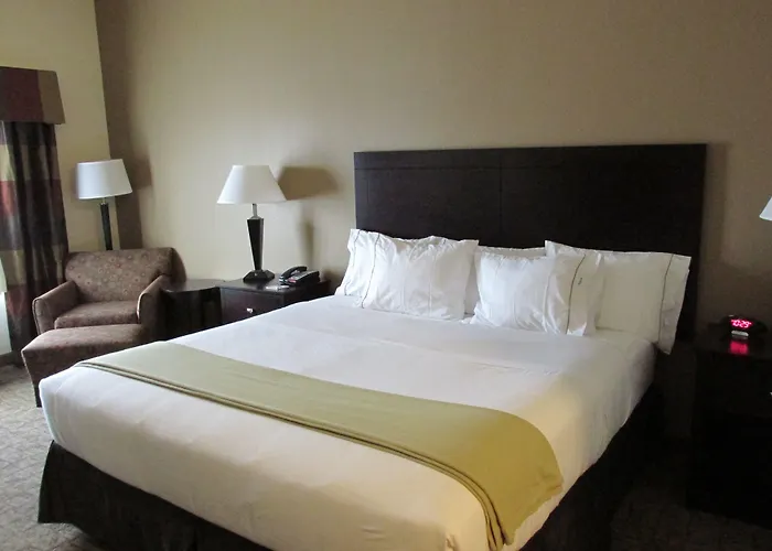 Holiday Inn Express And Suites Wheeling By Ihg