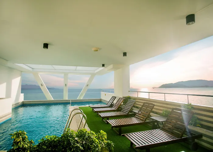 Dendro Beachfront Hotel