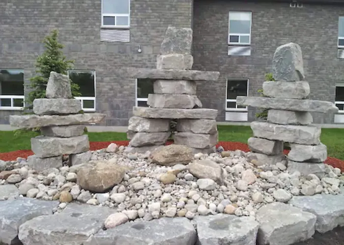Midland Inn & Suites