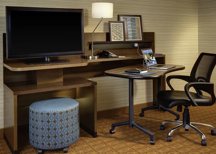 Fairfield Inn & Suites By Marriott Meridian