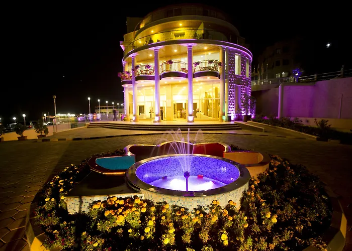 Golden Lili Resort & Spa