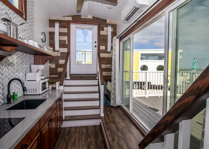 Sunshine Key Rv Resort & Marina
