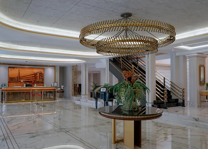 Hotel Savoy Homann