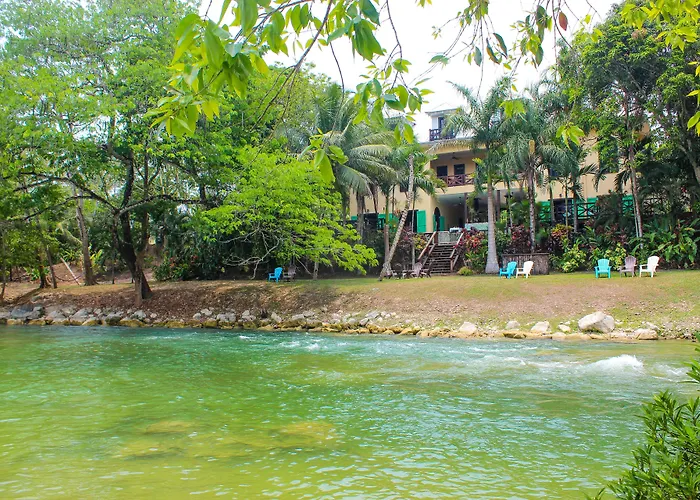 Mahogany Hall Luxury Boutique Resort