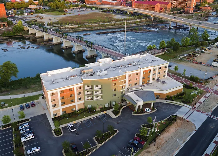 Courtyard By Marriott Columbus Phenix City