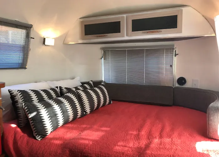 Palm Canyon Hotel And Rv Resort