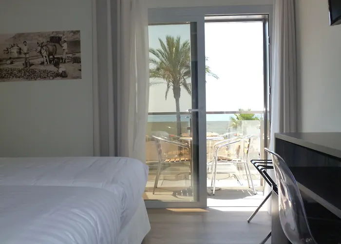 H Boutique La Caleta Bay