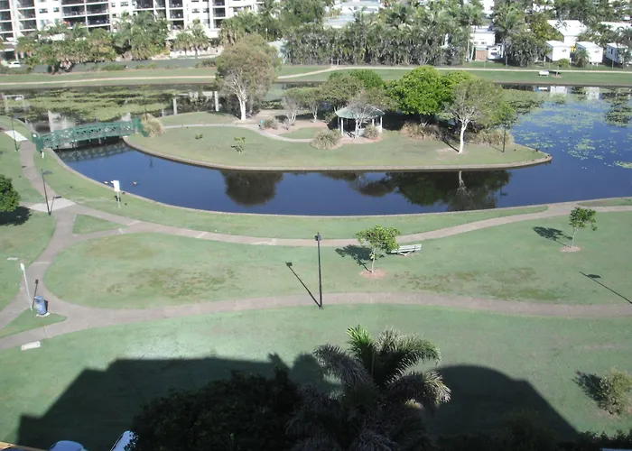 Meridian Alex Beach Apartments