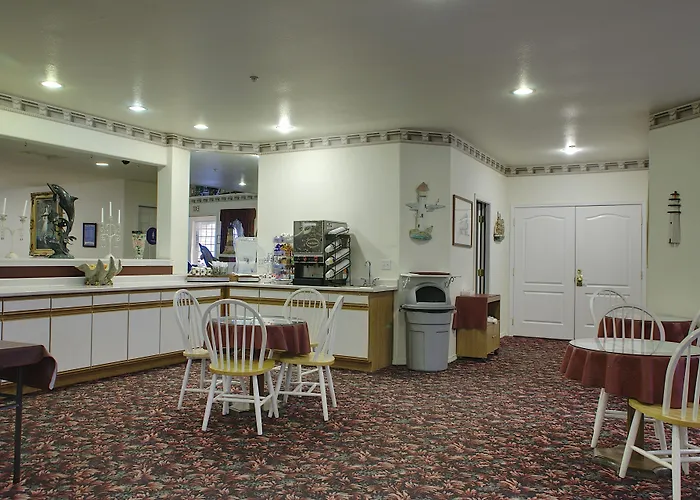 Lighthouse Inn