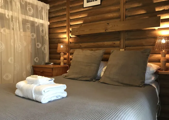Ti-Tree Village