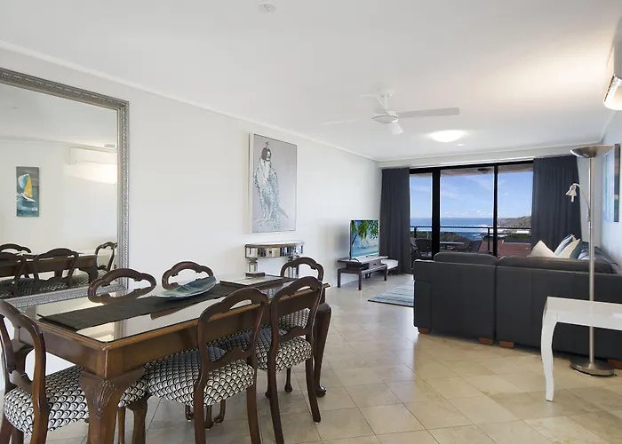 Clubb Coolum Beach Resort Sunshine Coast