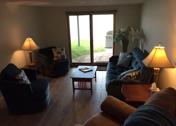 Pictured Rocks Bed And Breakfast