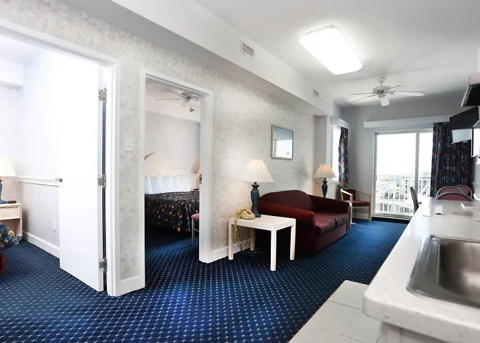 Adventurer Oceanfront Inn