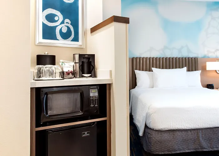 Courtyard By Marriott Faro Blanco Resort