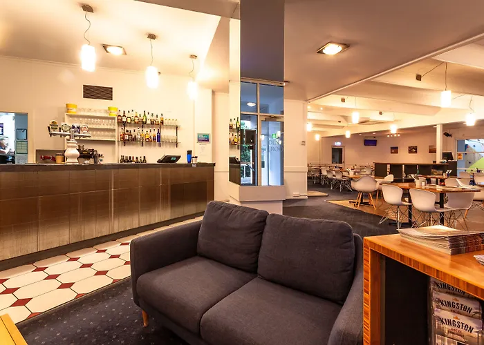 Kingston Hotel