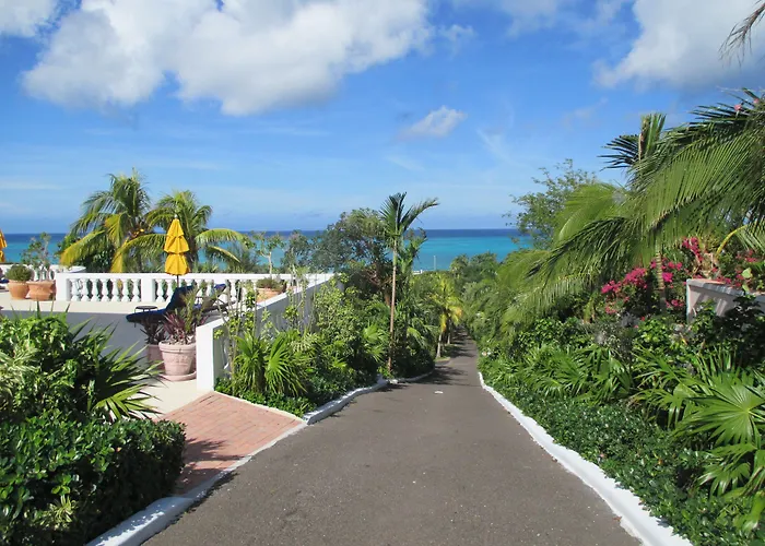 Ocean West Boutique Hotel