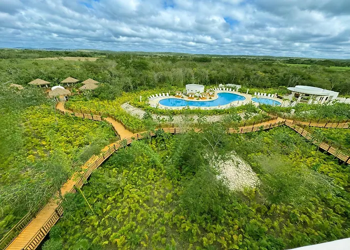 Hotel Mundo Maya Edzna