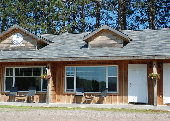 Barry'S Bay Golf Resort