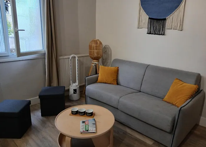 Le Nid Secret 5 Minutes a pied de la plage avec place Parking privée