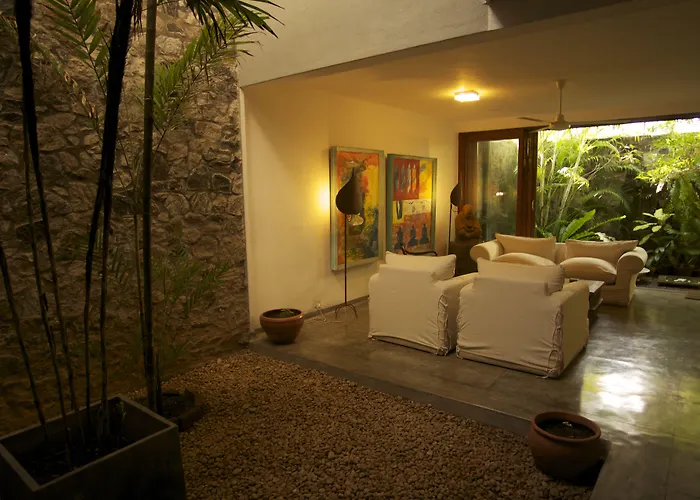 Mount Lodge Boutique Hotel