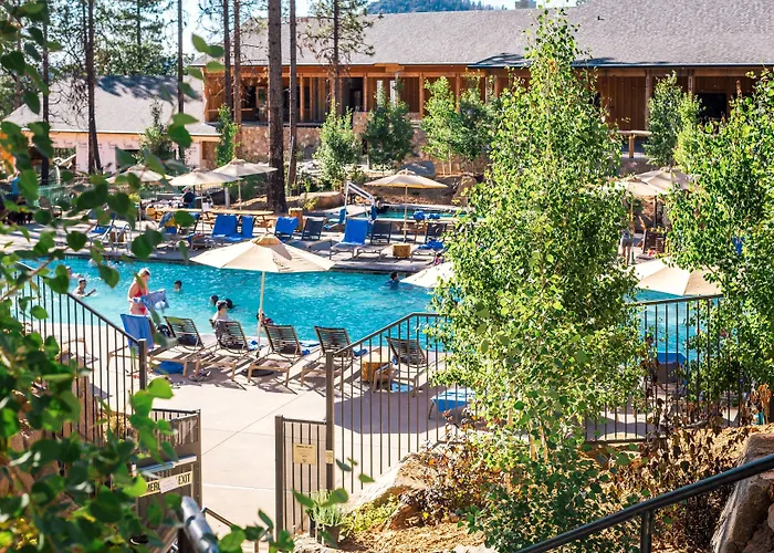 Rush Creek Lodge At Yosemite