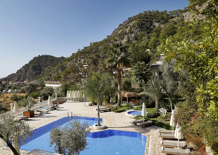 Morina Deluxe Hotel