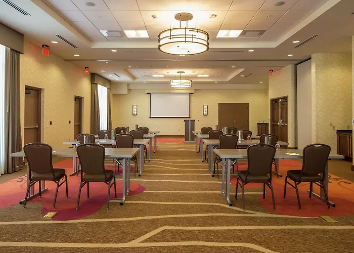 Hilton Garden Inn Uniontown