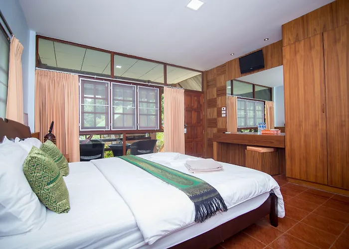 Mountain Resort Koh Lipe