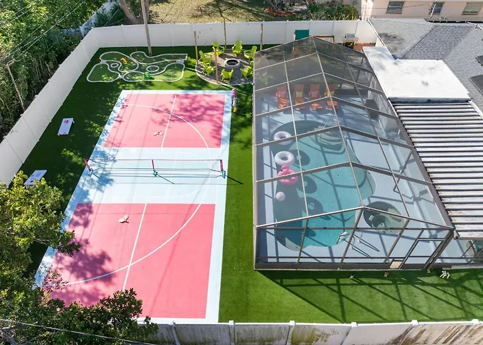 Electric Flamingo With Heated Pool, Pickleball, Mini Golf & Basketball