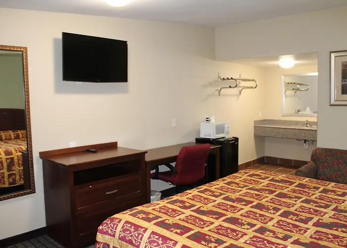 American Inn & Suites