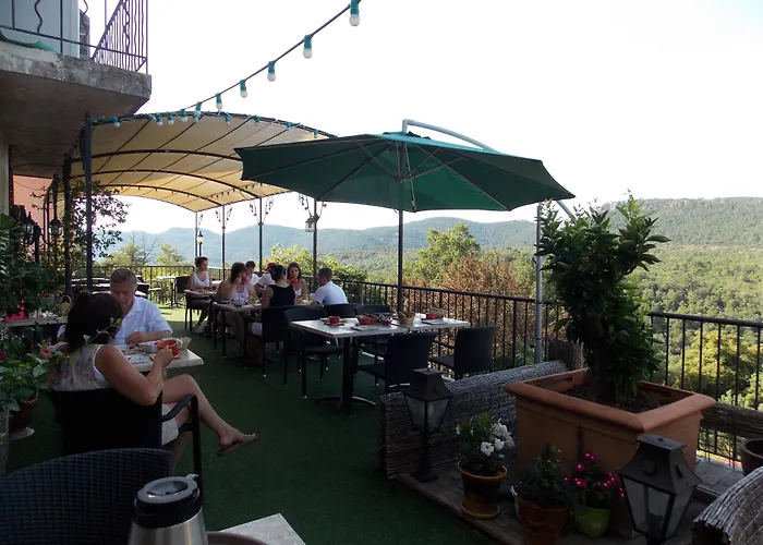 Au Relais Provencal