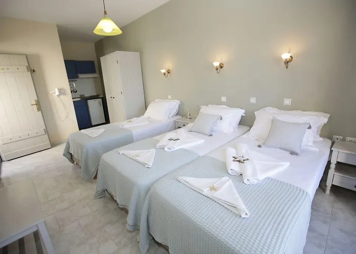 Alexandra'S Rooms
