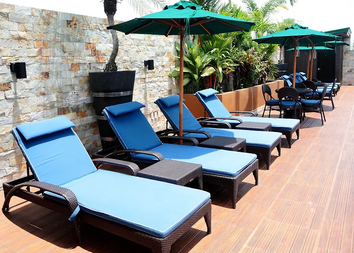 Queens Hotel Angeles City
