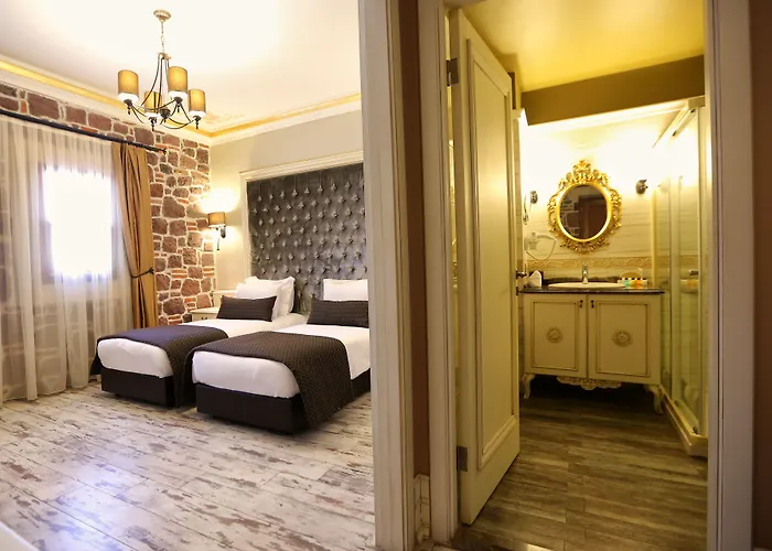 L'Agora Old Town Hotel & Bazaar