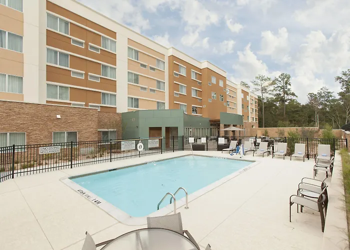 Courtyard By Marriott Houston City Place